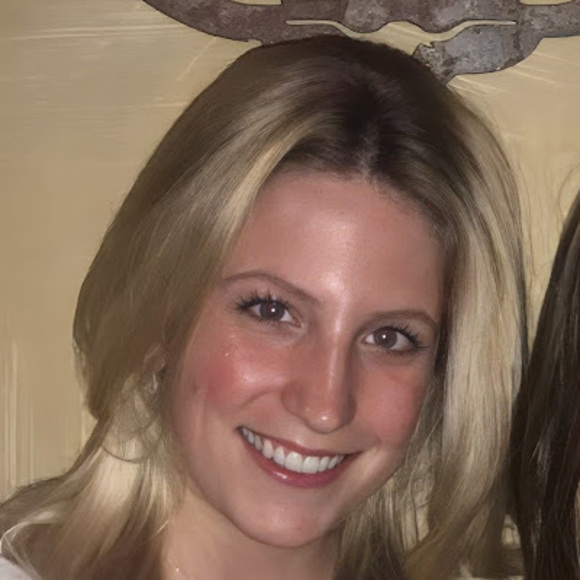 Meet your Posher, Lexie - Picture 1 of 1